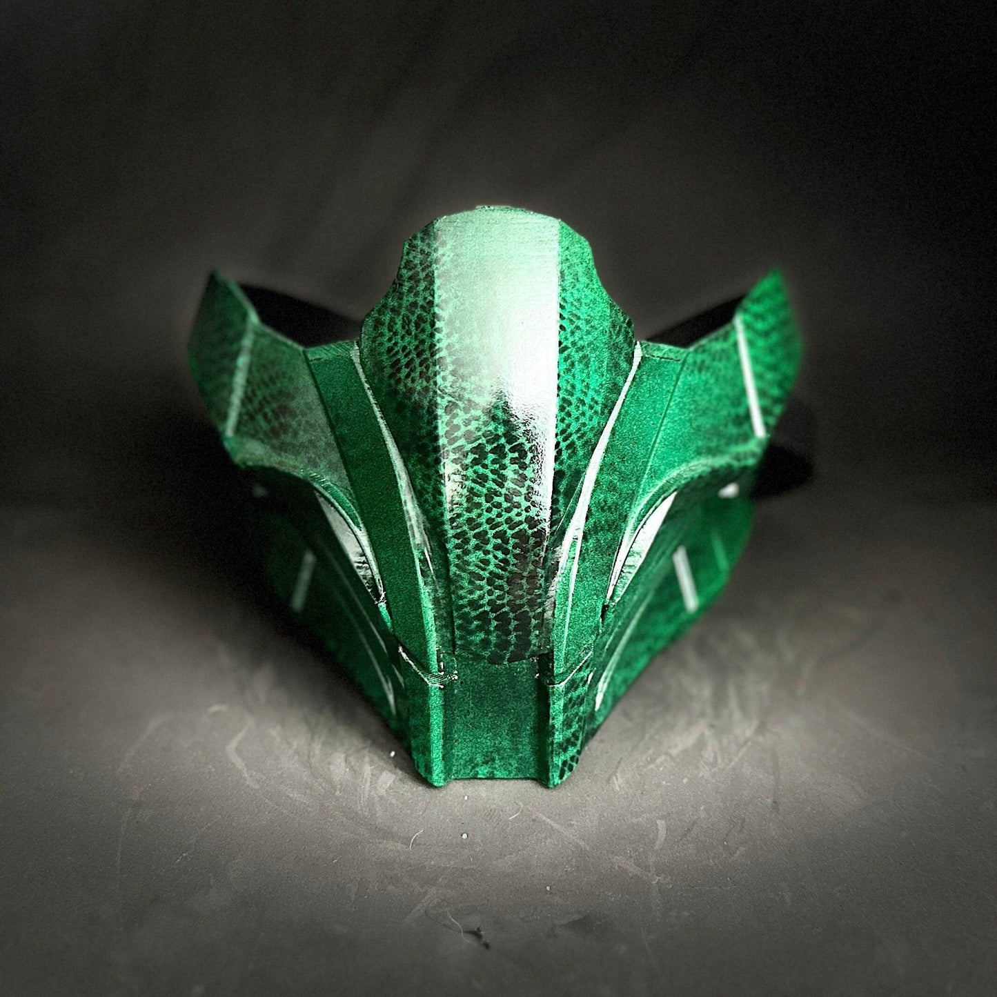 Reptile mask from MKX