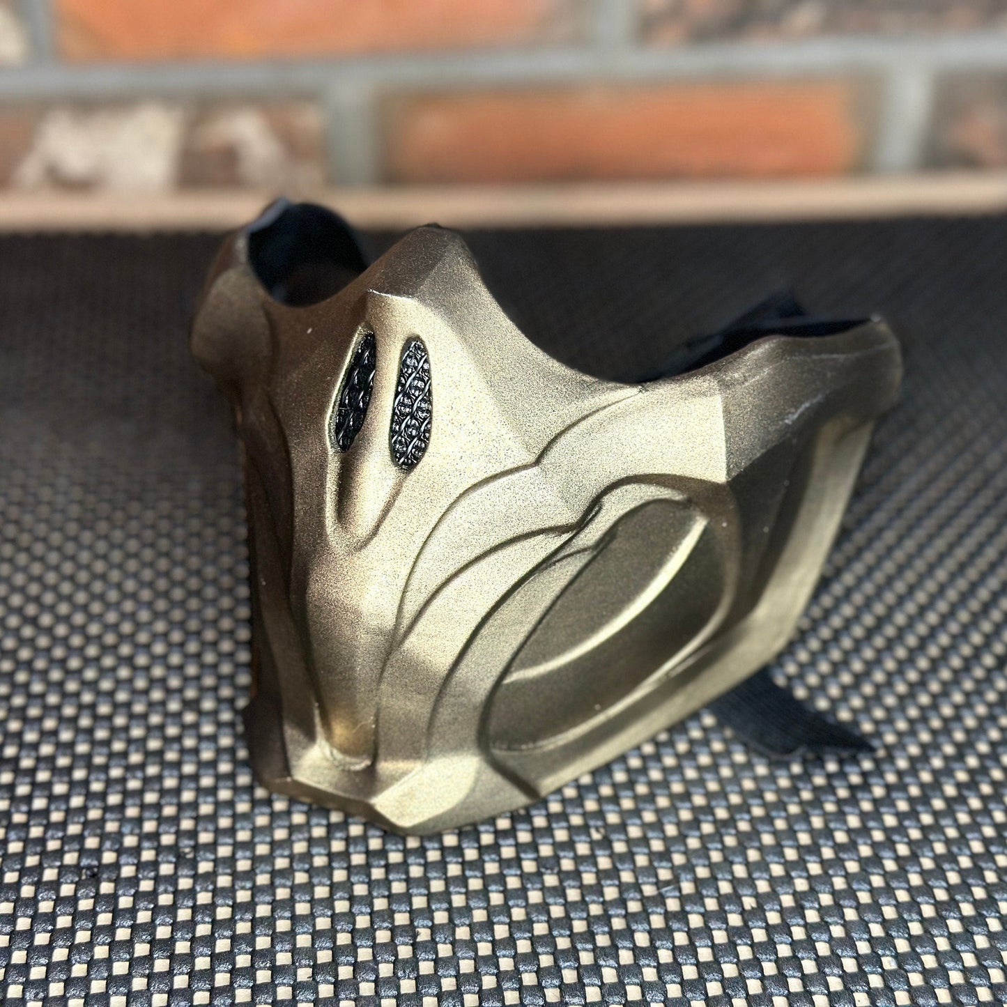 Scorpion mask - Golden Demon