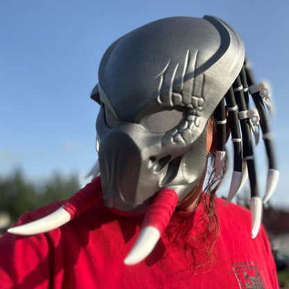 Predator mask - Tracker