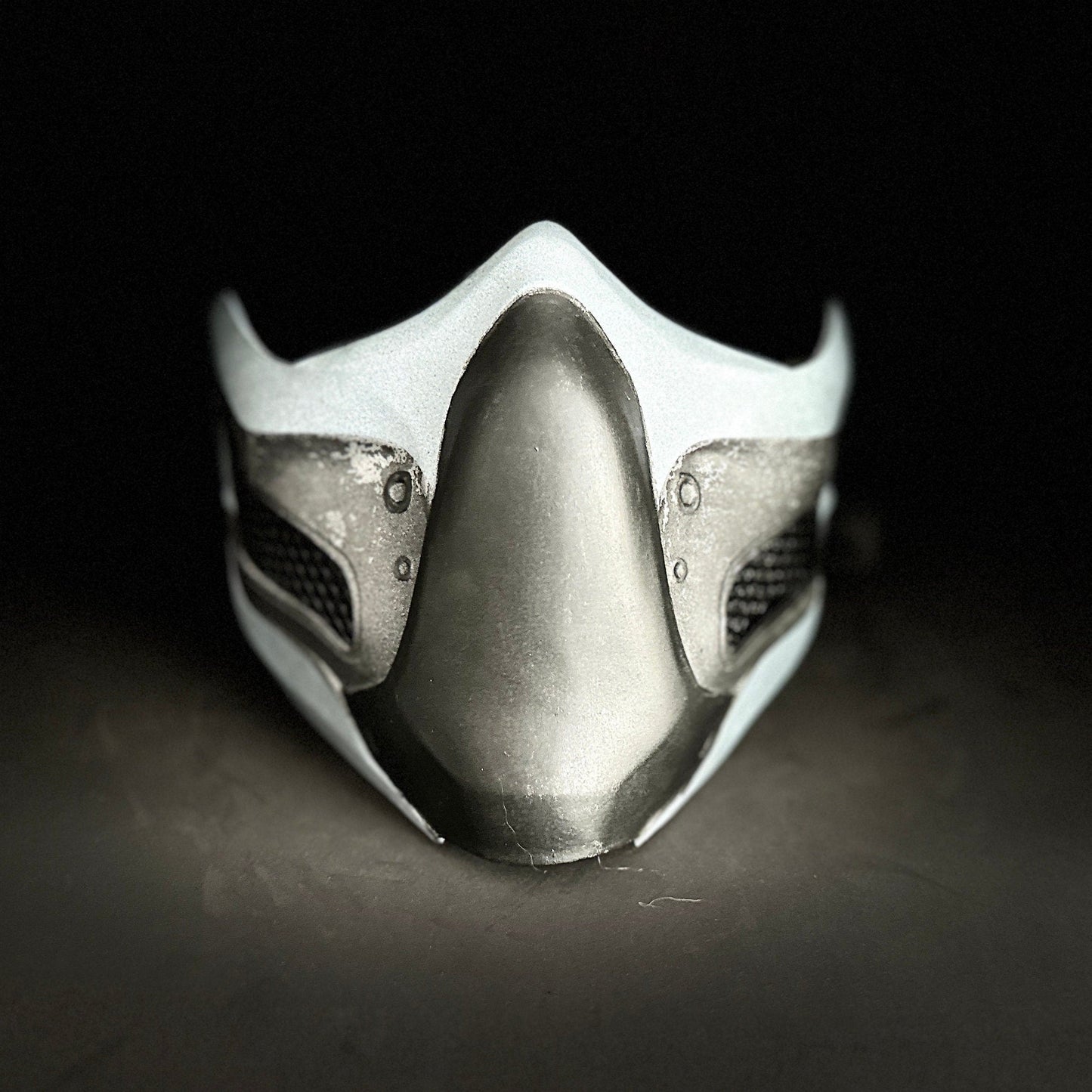 Smoke mask - In the Dark